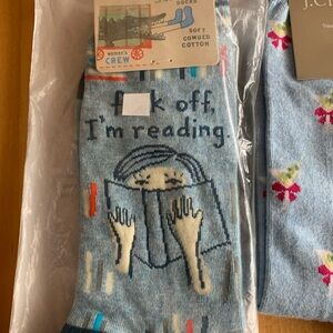 6 pairs of new socks